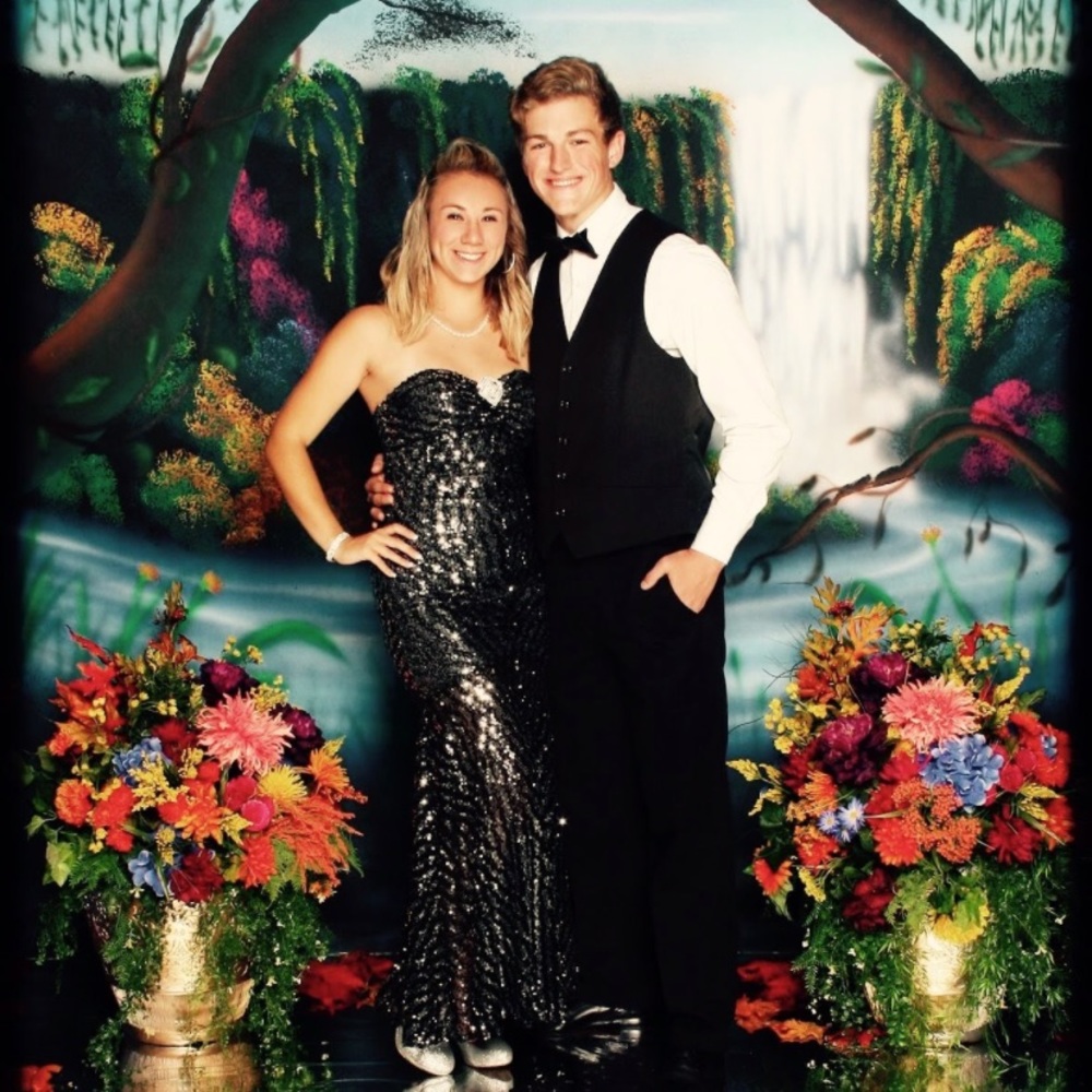 Prom dress! Black sequins.